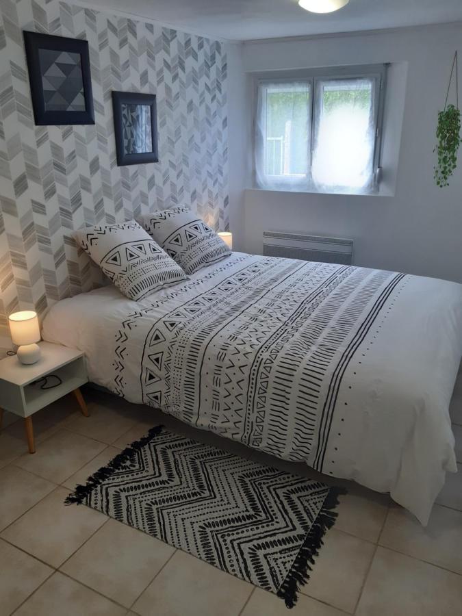 Gîte la Parent'Aise Fressenneville Extérieur photo