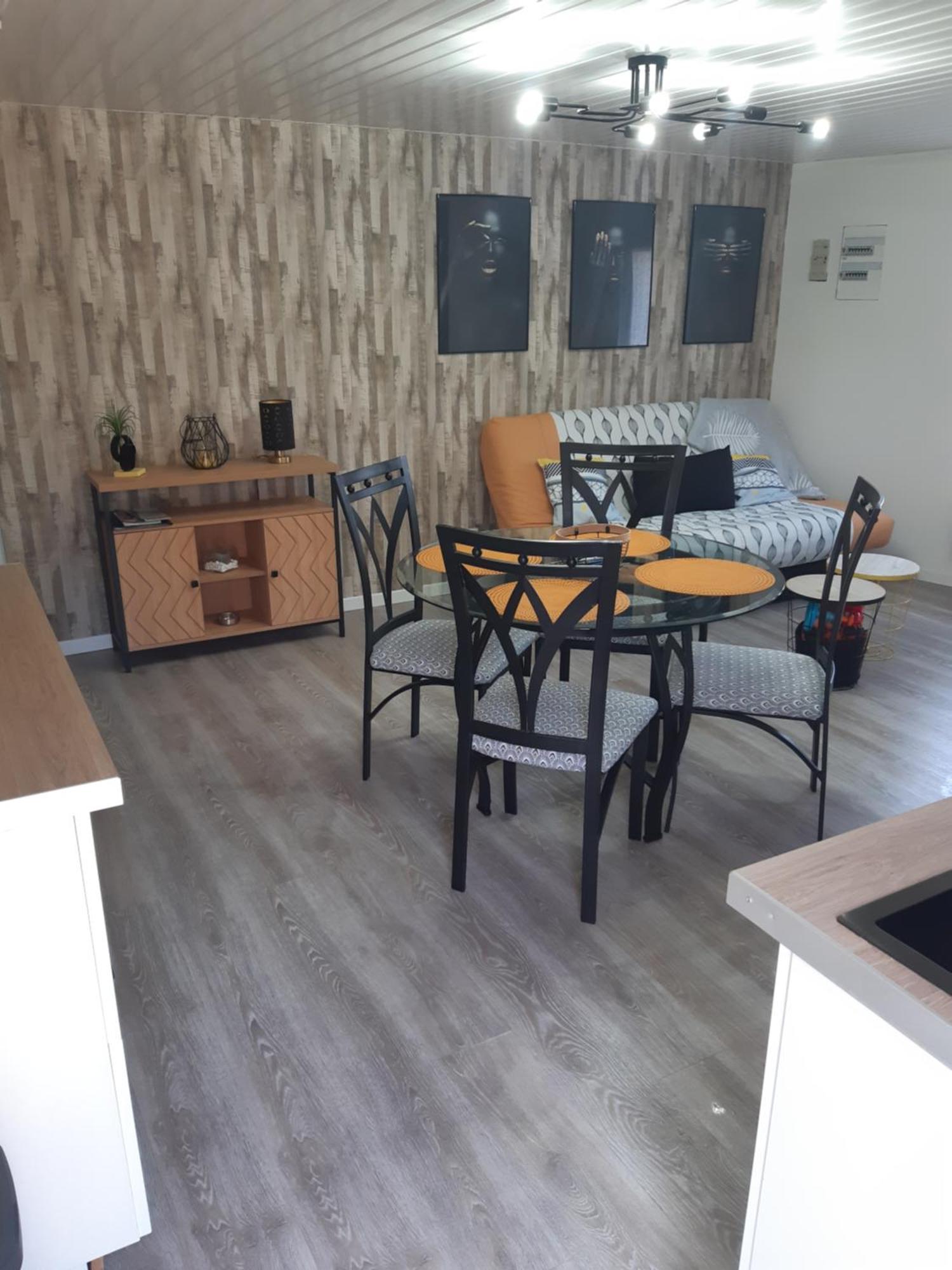 Gîte la Parent'Aise Fressenneville Extérieur photo
